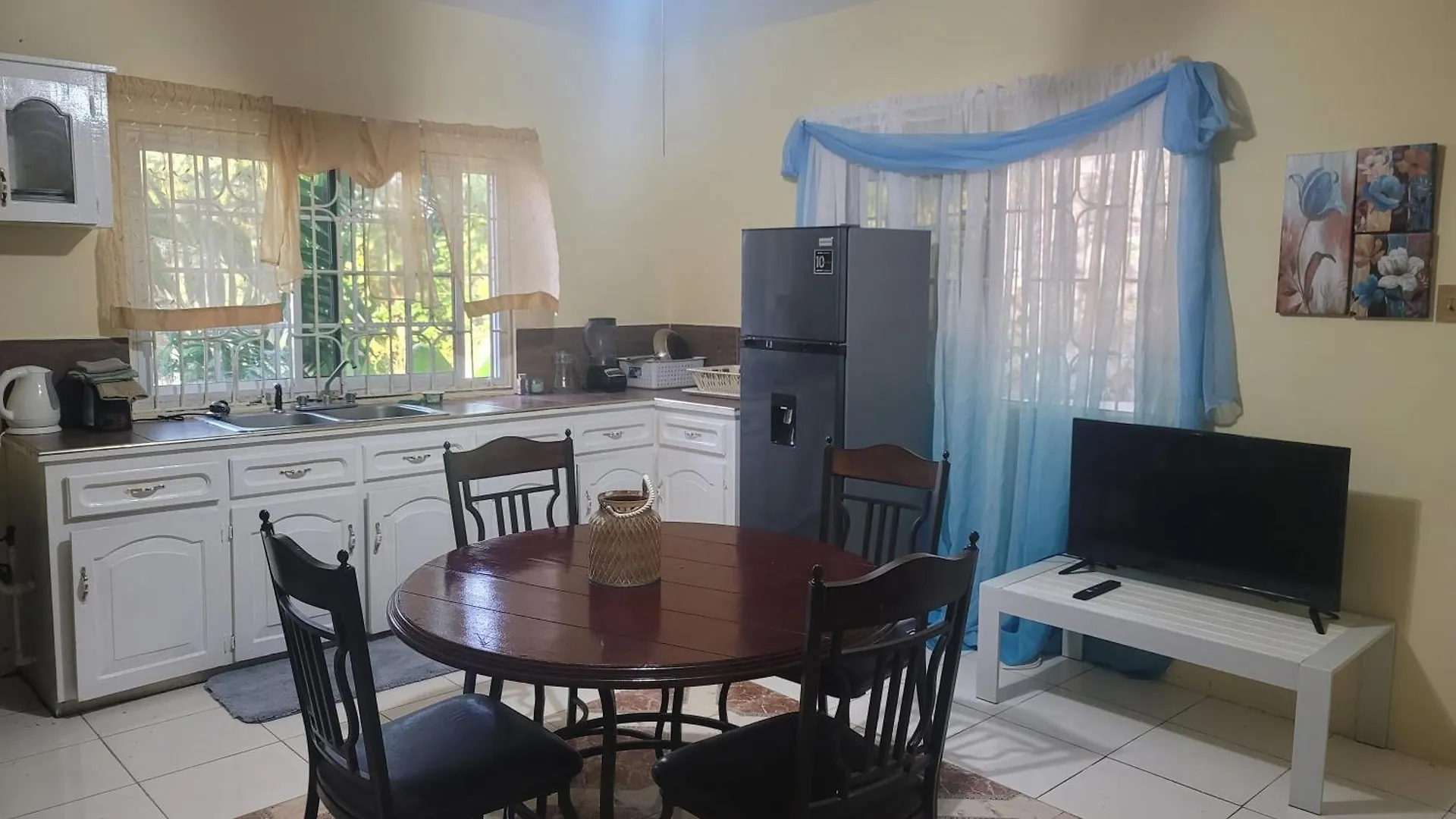 Marva'S Whitehouse By Tigress 1 Apartment Negril Jamaica