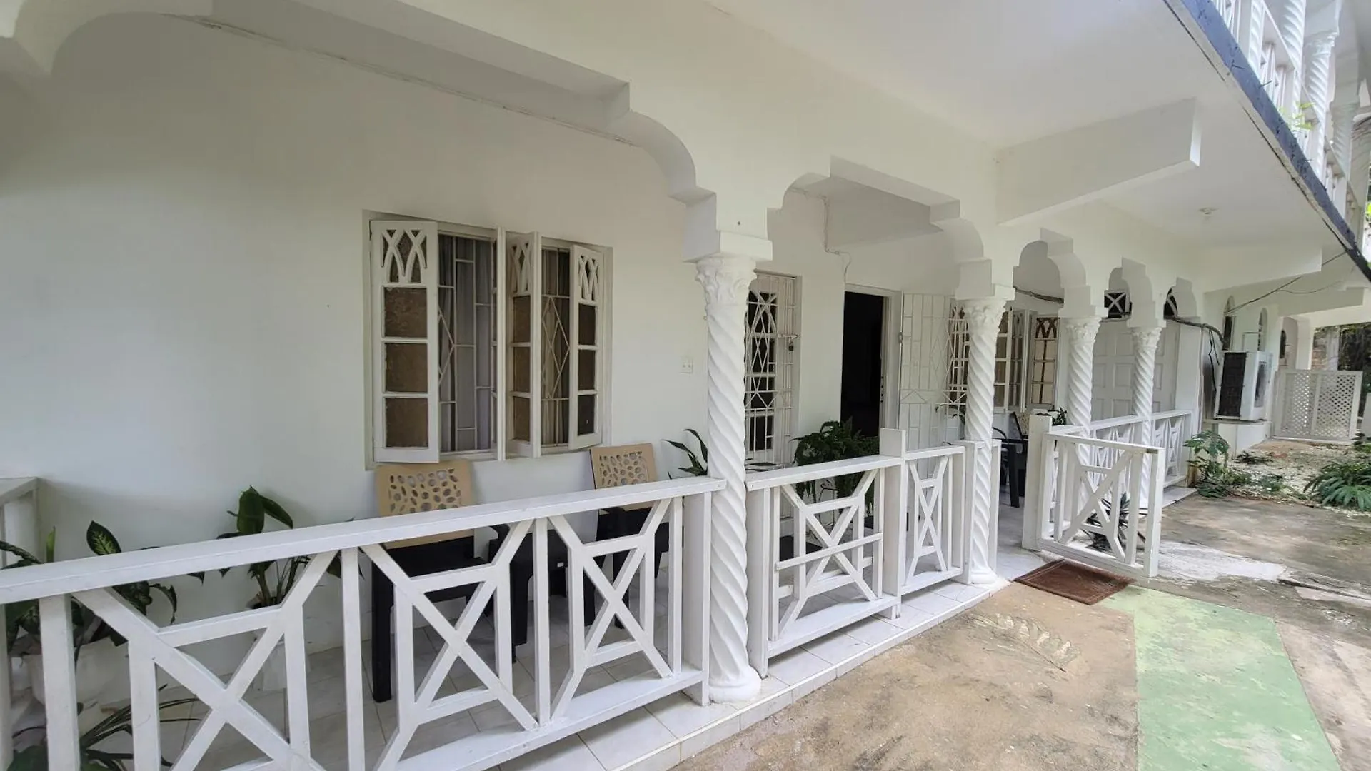 Marva'S Whitehouse By Tigress 1 Apartment Negril 0*,